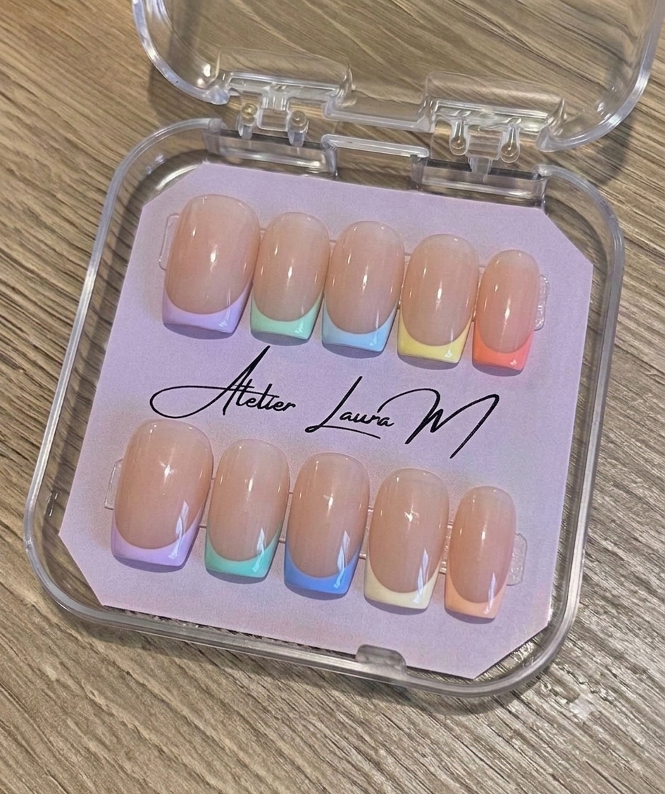Rainbow Nude - Atelier Laura M